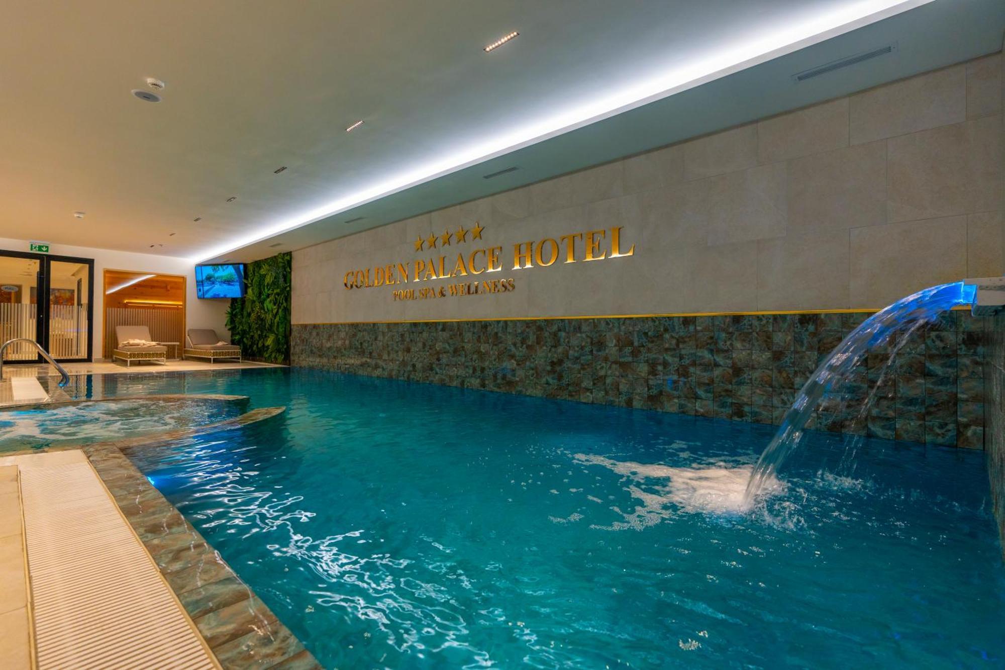 Hotel Golden Palace Shkoder Exterior photo